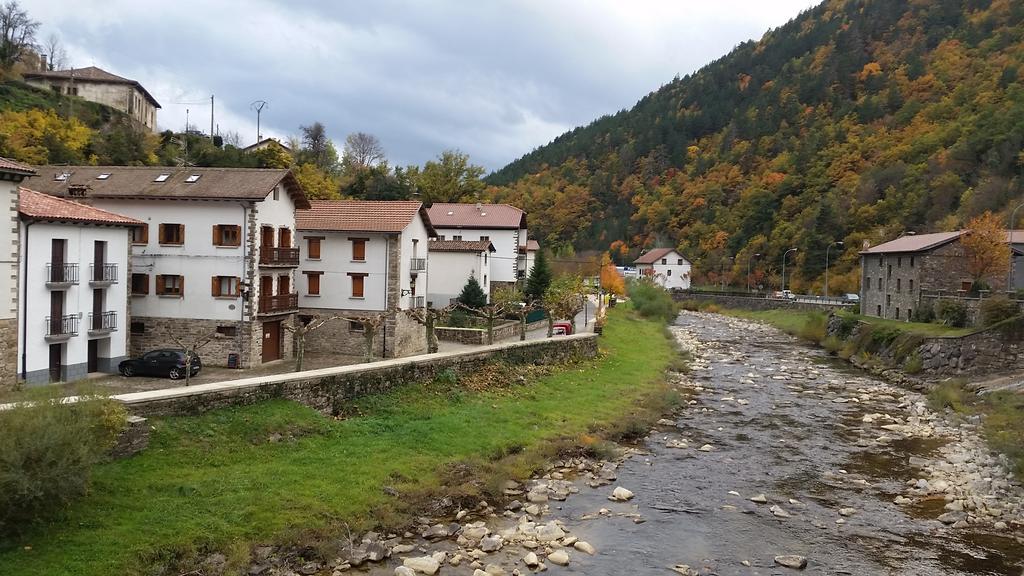 Albergue Armaia Artepea Urzainqui Zewnętrze zdjęcie